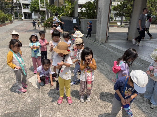 用五感探索、把玩冰塊的樂趣