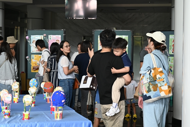 LINE_ALBUM_7.12畢業典禮_250714_204