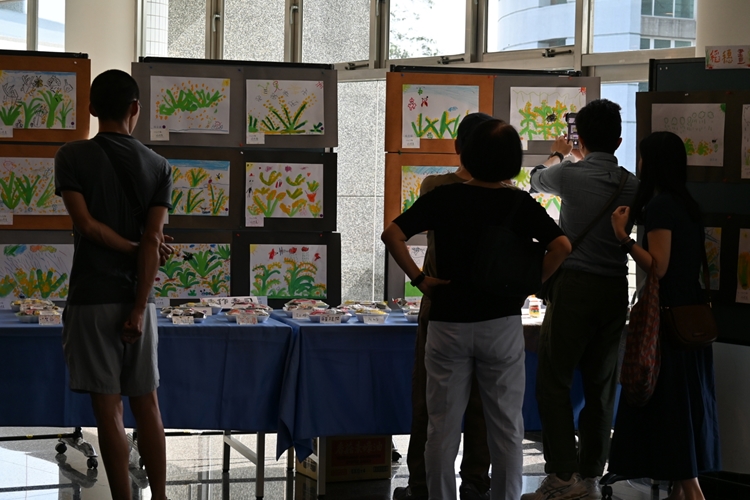 LINE_ALBUM_7.12畢業典禮_250714_222