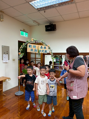 LINE_ALBUM_910迎新暨秋季慶生_250912_2