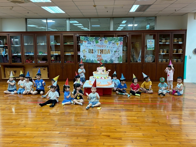 LINE_ALBUM_910迎新暨秋季慶生_250912_74